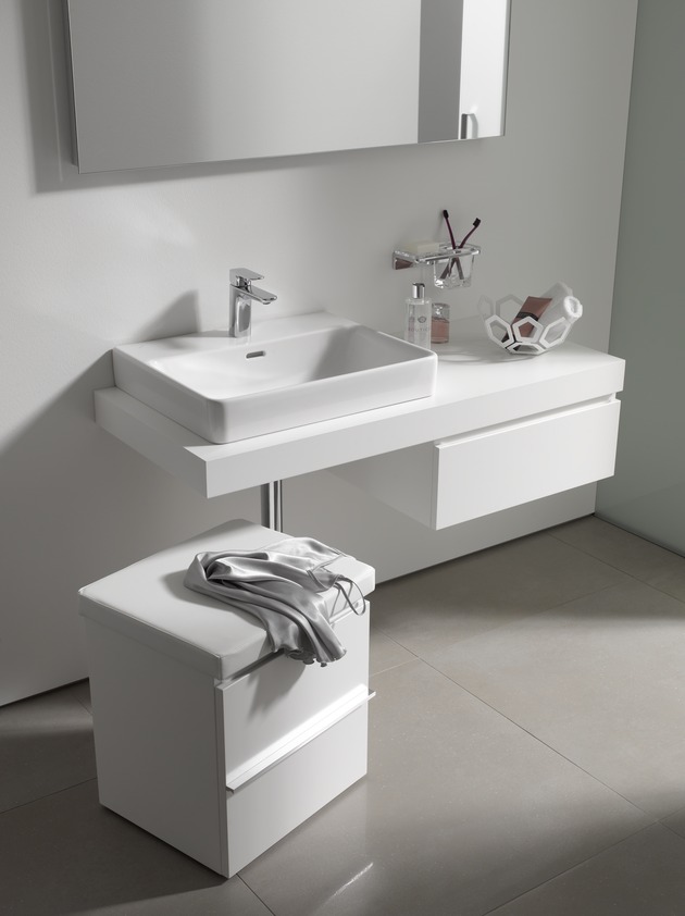 Раковина накладная  Laufen  Pro S 816964  65 см, с отверстием под смеситель 
