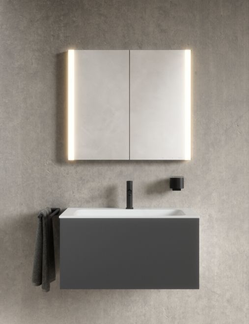 Правый зеркальный шкаф с подсветкой и подогревом для настенного монтажа KEUCO Somaris 14501 851101 127 мм х 600 мм х 710 мм, с 1 поворотной дверцей, цвет корпуса под Светлый дуб