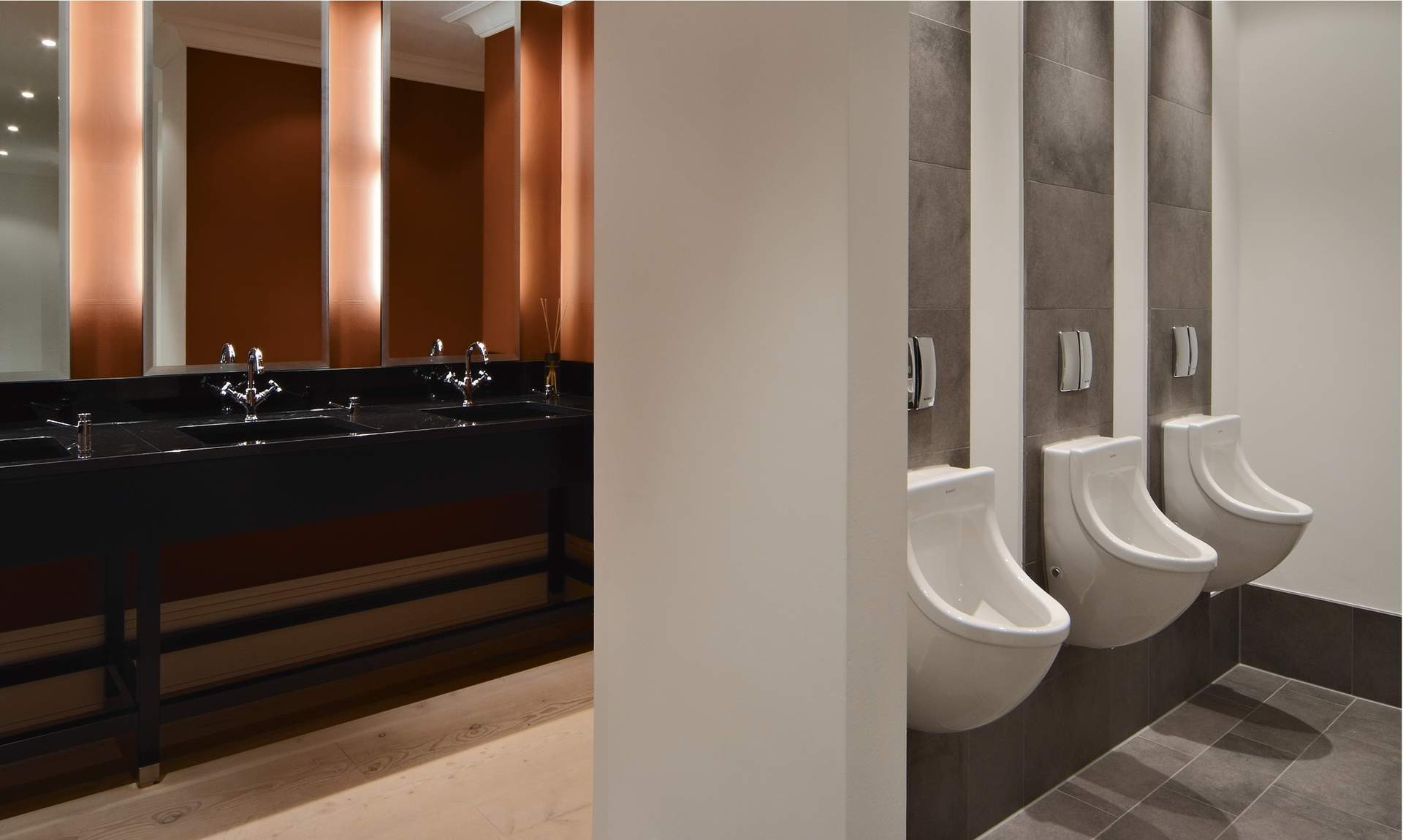 Писсуар подвесной Duravit Starck 3 0821350000 с подачей воды сзади, без "мушки", с креплением, белый