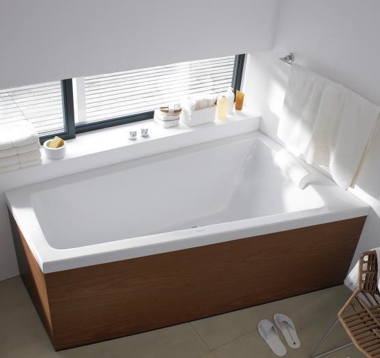 Акриловая ванна Duravit Paiova 700213000000000 1700 х 1000 c наклоном для спины справа, встраиваемая, угловая, белая