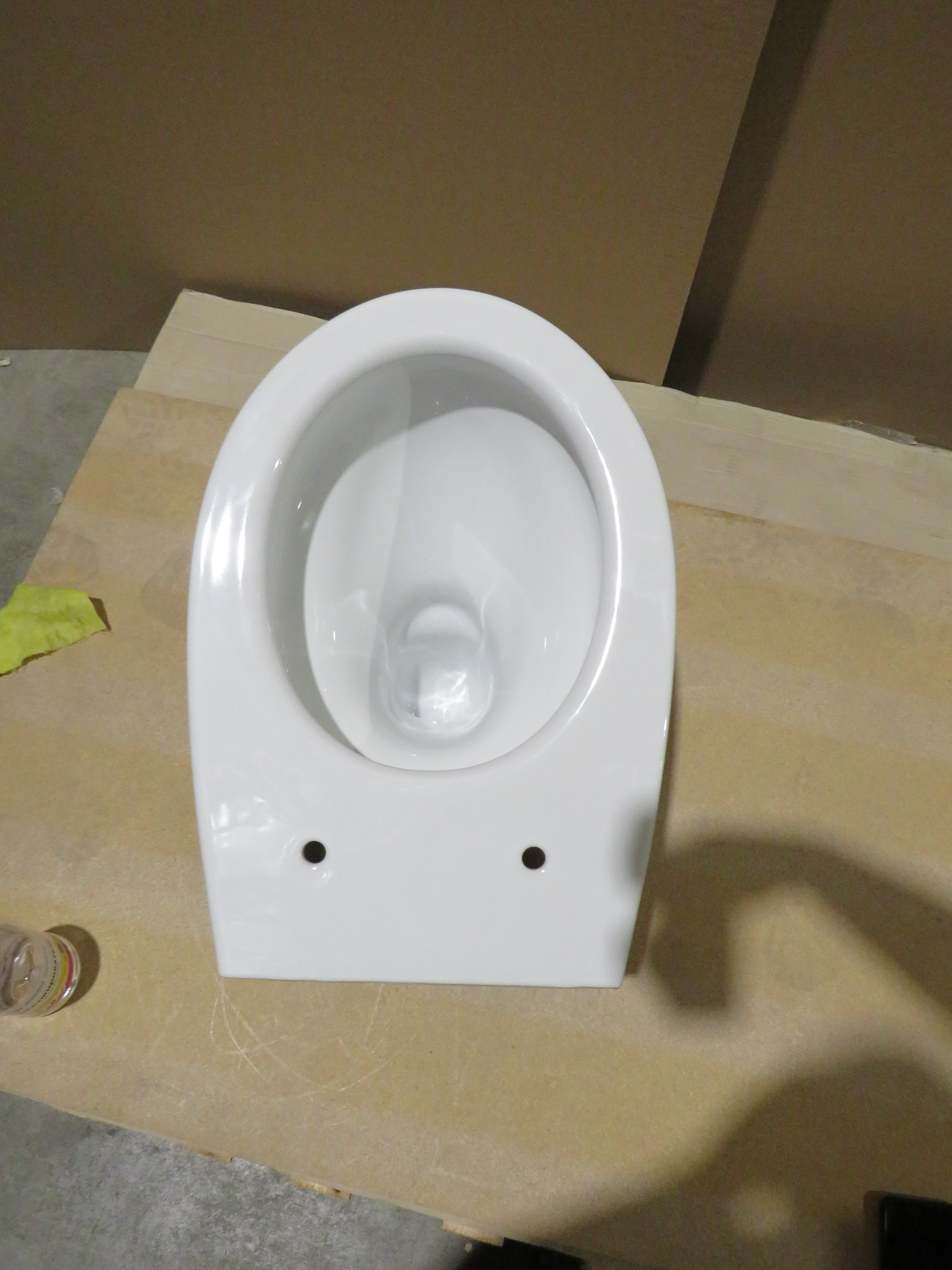 УЦЕНКА. Унитаз подвесной безободковый GSI MODO  981611_УЦ/8   520 мм х 370 мм, белый глянцевый / Дефект: неровность керамики