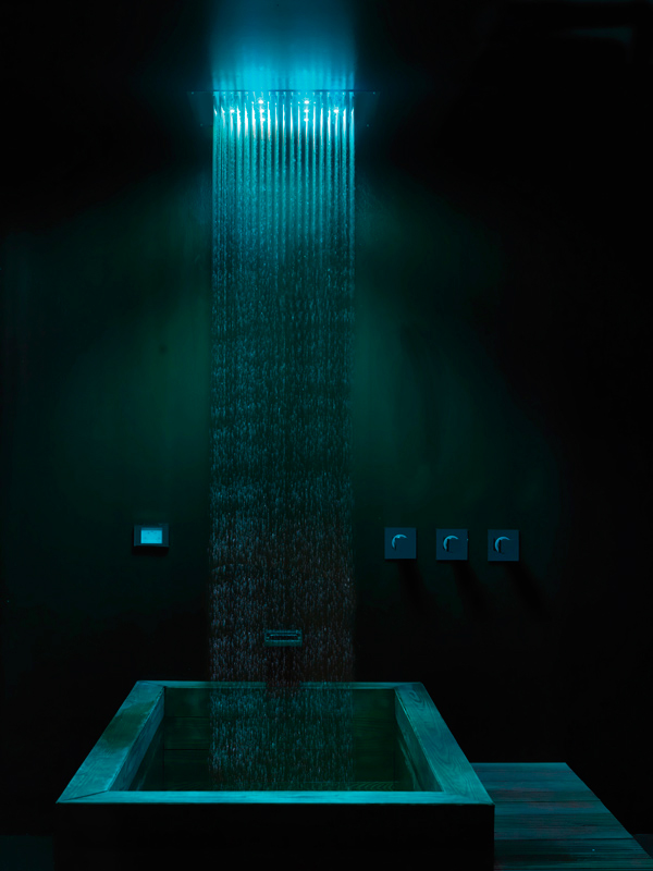 Верхний душ Bossini Dream Rectangular H37455 Хром с RGB хромотерапией