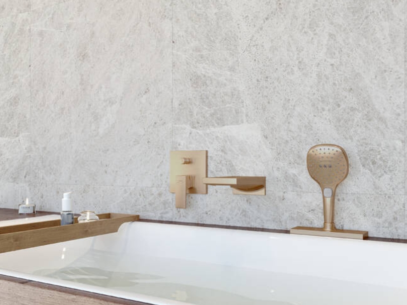 Внешняя часть смесителя HANSGROHE sBox Square 28010140 с прямоугольной розеткой, Шлифованная бронза