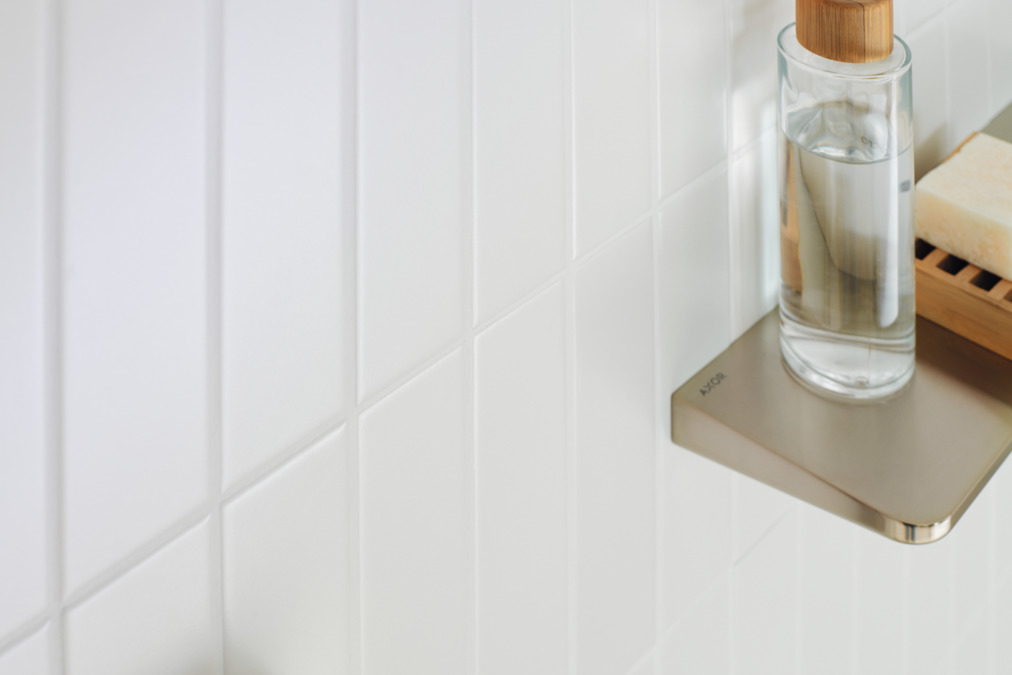 Полка для душа AXOR Universal Circular 42844000 Хром