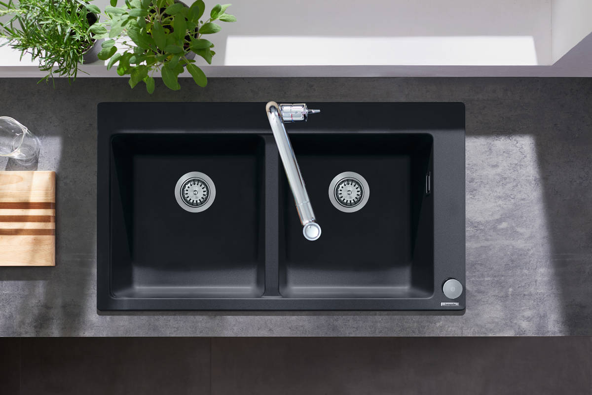 Смеситель для кухни с выдвижным изливом Hansgrohe M7120-H320 73806800 Под сталь