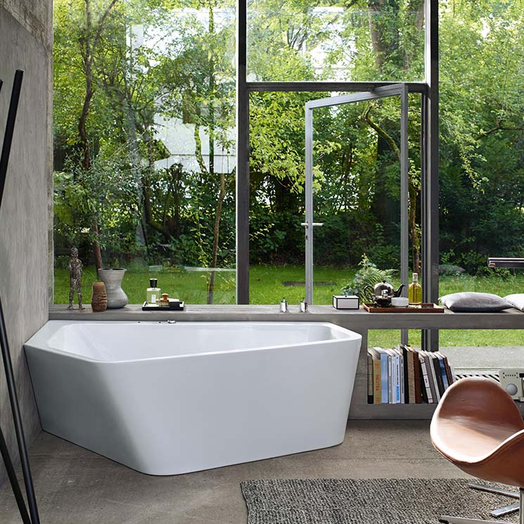 Акриловая ванна Duravit Paiova 5 700394000000000 1770 х 1300 c двумя разными наклонами для спины, с бесшовной акриловой панелью и рамой, угловая, белая