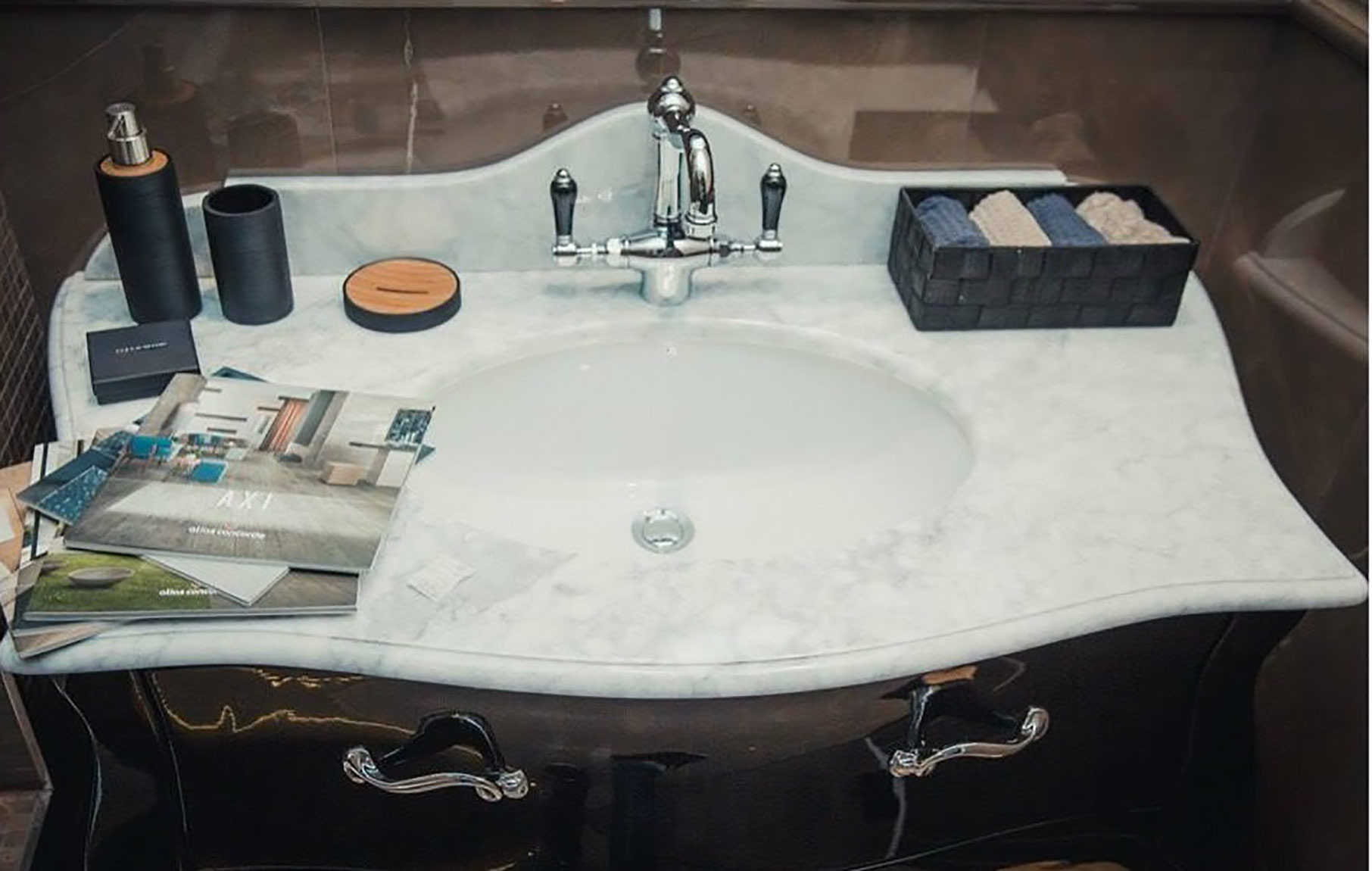 Смеситель двухвентильный для раковины NICOLAZZI TRADIZIONALE 1432CR78 с вентилями PETIT MONT BLANC, хром