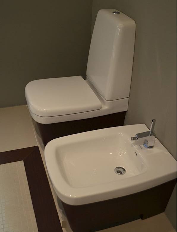 Биде напольное DURAVIT Esplanade 2262100000 450 мм х 650 мм, дуб