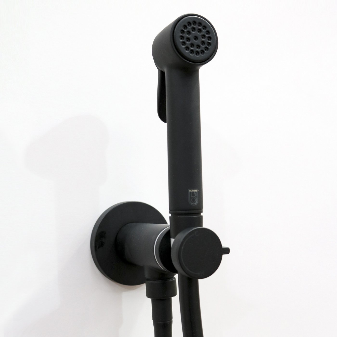 УЦЕНКА. Гигиенический душ с прогрессивным смесителем Bossini Paloma Brass  E37007B.073_УЦ  Черный матовый (комплект) /Товар с выставки. Мелкие царапины. Состояние хорошее.