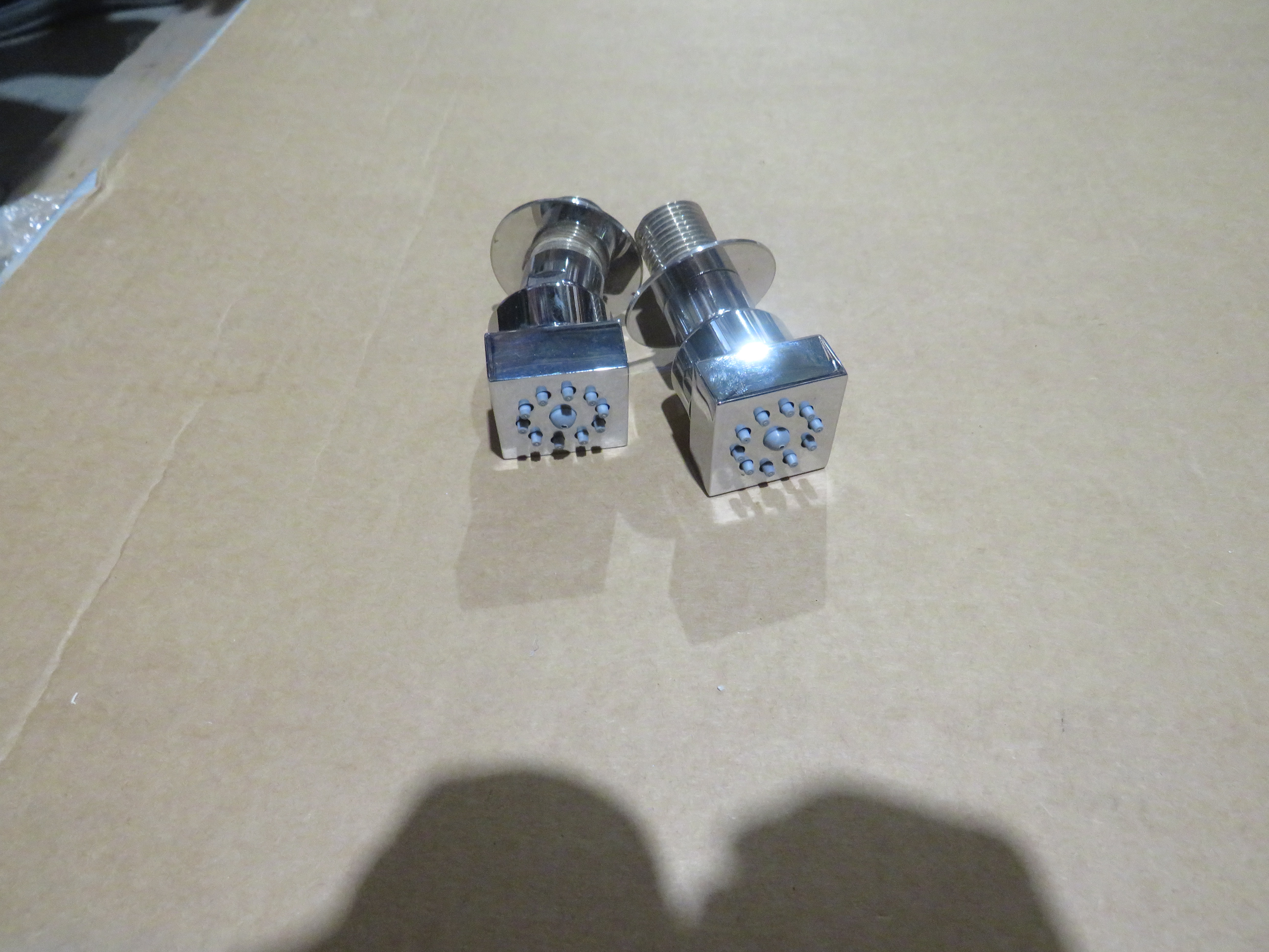 УЦЕНКА. Форсунка боковая для душа Bossini Cubic Gom I00135.030_УЦ   Хром/ Товар с выставки. Мелкие царапины.Укорочена резьба