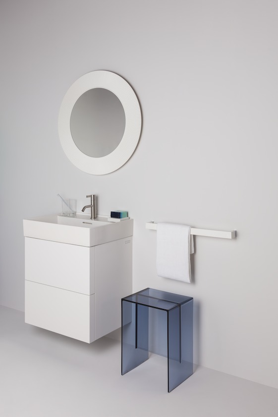 Табурет для ванной комнаты Kartell by Laufen   3.8933.0.083.000.1 пластик голубой