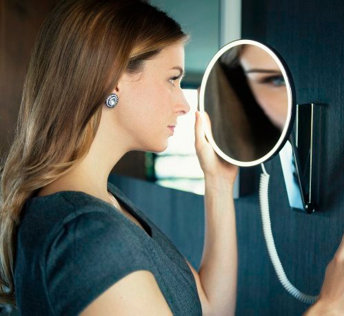 Косметическое зеркало Keuco iLook Move 17612 019001 с подсветкой, хром