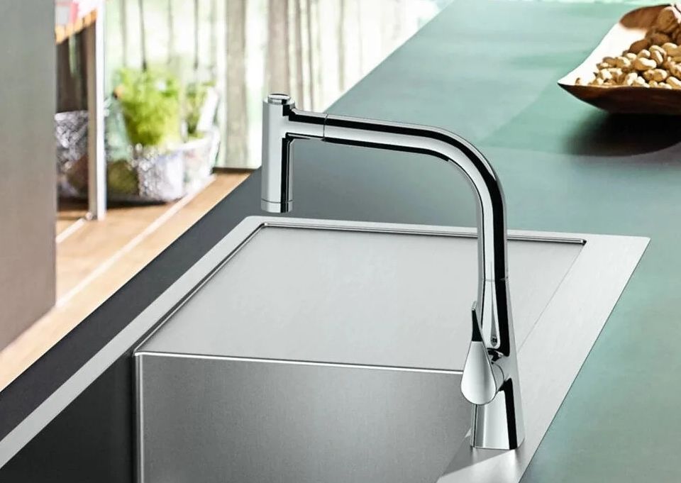 Однорычажный смеситель для кухни c вытяжным изливом 1jet HANSGROHE Metris Select M71 14857000 240 мм, цвет Хром