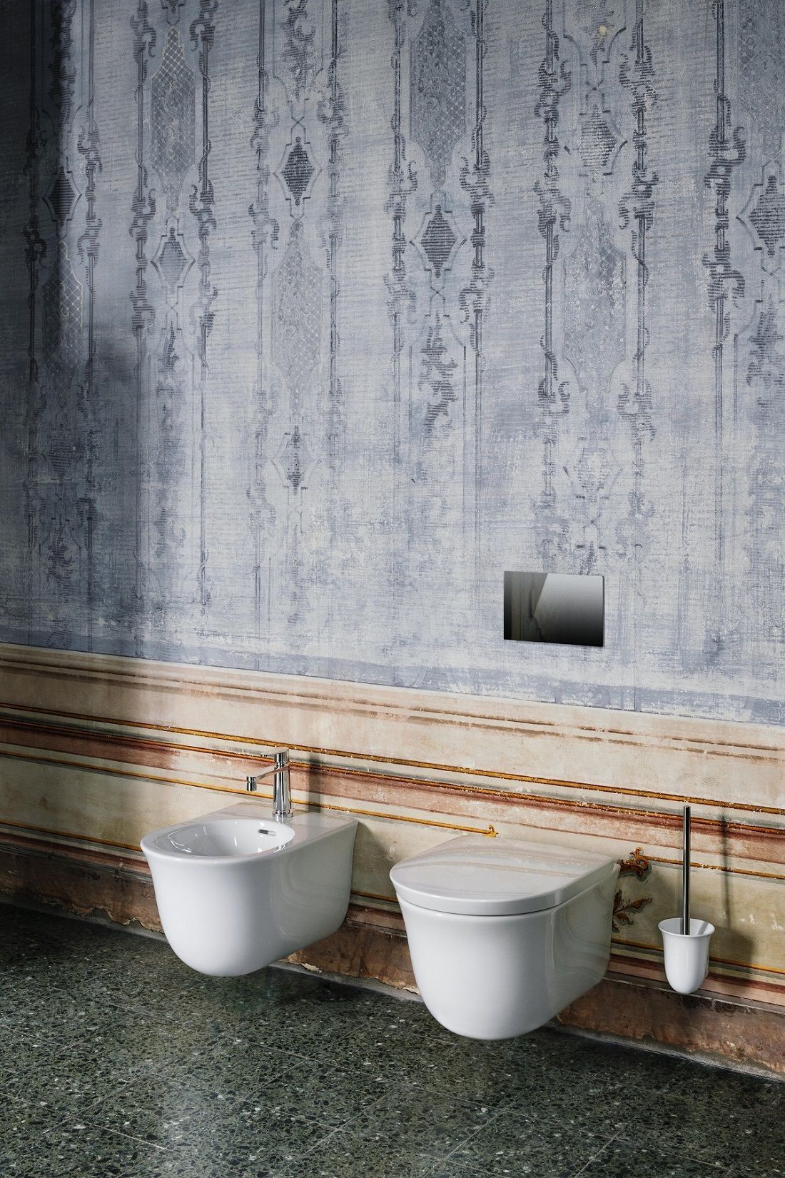 Ершик Laufen  New Classic 8.7385.2.757.000.1 с керамическим держателем. Saphirkeramik, белый матовый