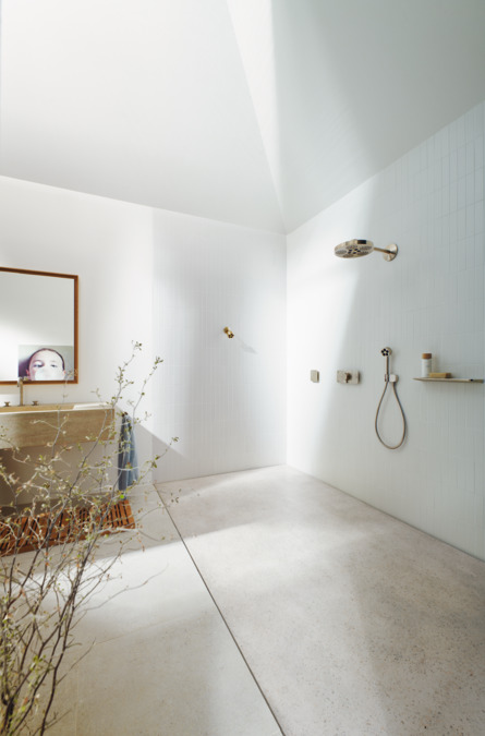 Полка для душа AXOR Universal Circular 42844000 Хром