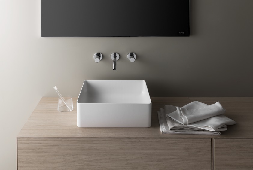 Тумба подвесная  по раковину  Laufen  Boutique  4.0901.3.150.250.1  90см, вырез в центре,  1 ящик, шпон светлый дуб 	