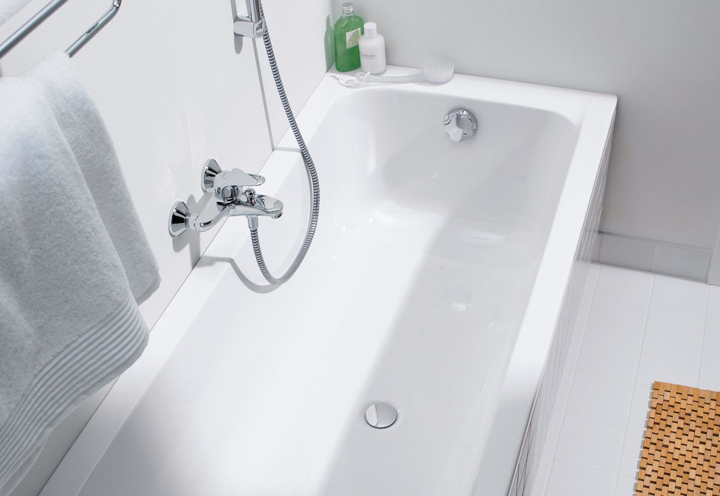 Акриловая встраиваемая ванна Duravit D-Code 700097000000000 1700 х 700