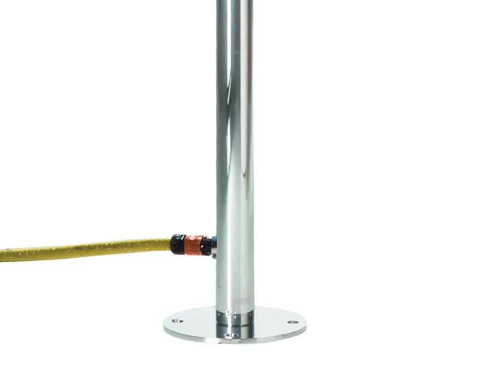 Душевая колонна Bossini Outdoor/Indoor Columns OKI Floor L00830 из нержавеющей стали (изделие снято с производства)