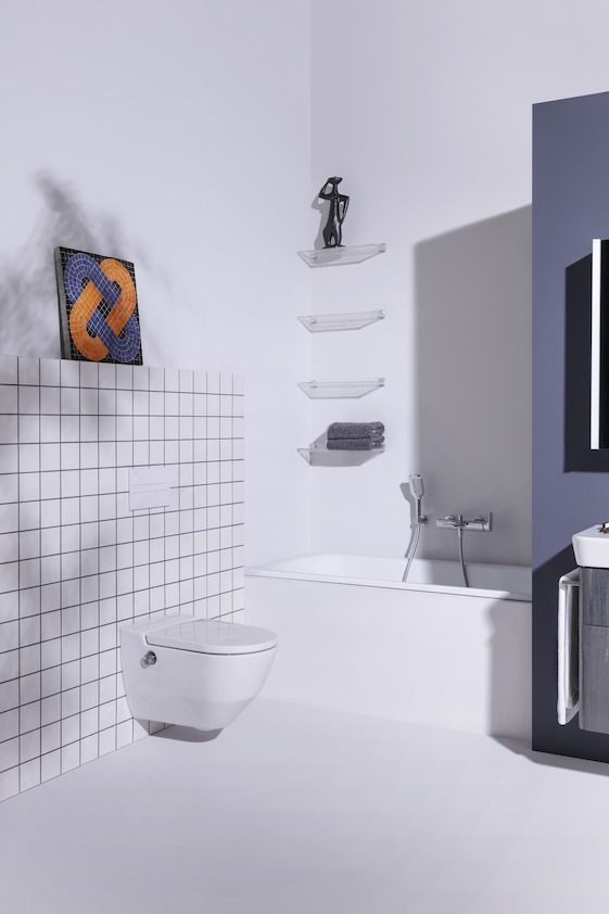 Унитаз-биде подвесной безободковый Laufen Cleanet Navia  8.2060.1.400.717.1  белый, покрытие LCC, внешний подвод воды