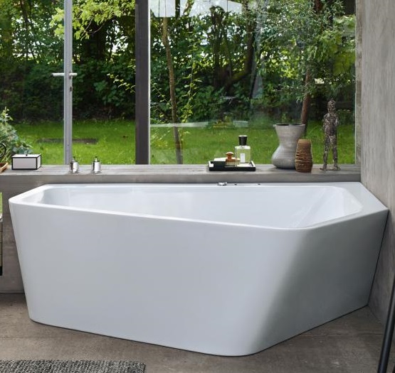 Акриловая ванна Duravit Paiova 5 700395000000000 1770 х 1300 c двумя разными наклонами спинки, с бесшовной акриловой панелью и рамой, угловая, белая
