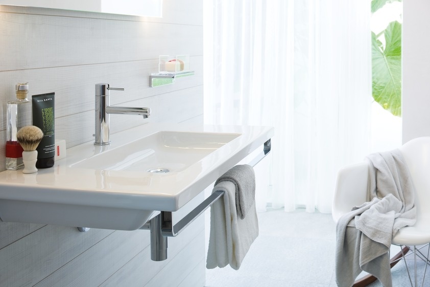 Полотенцедержатель Laufen Living Square  3.8143.2.004.000.1  60 см, для раковины 8.1643.1, хром