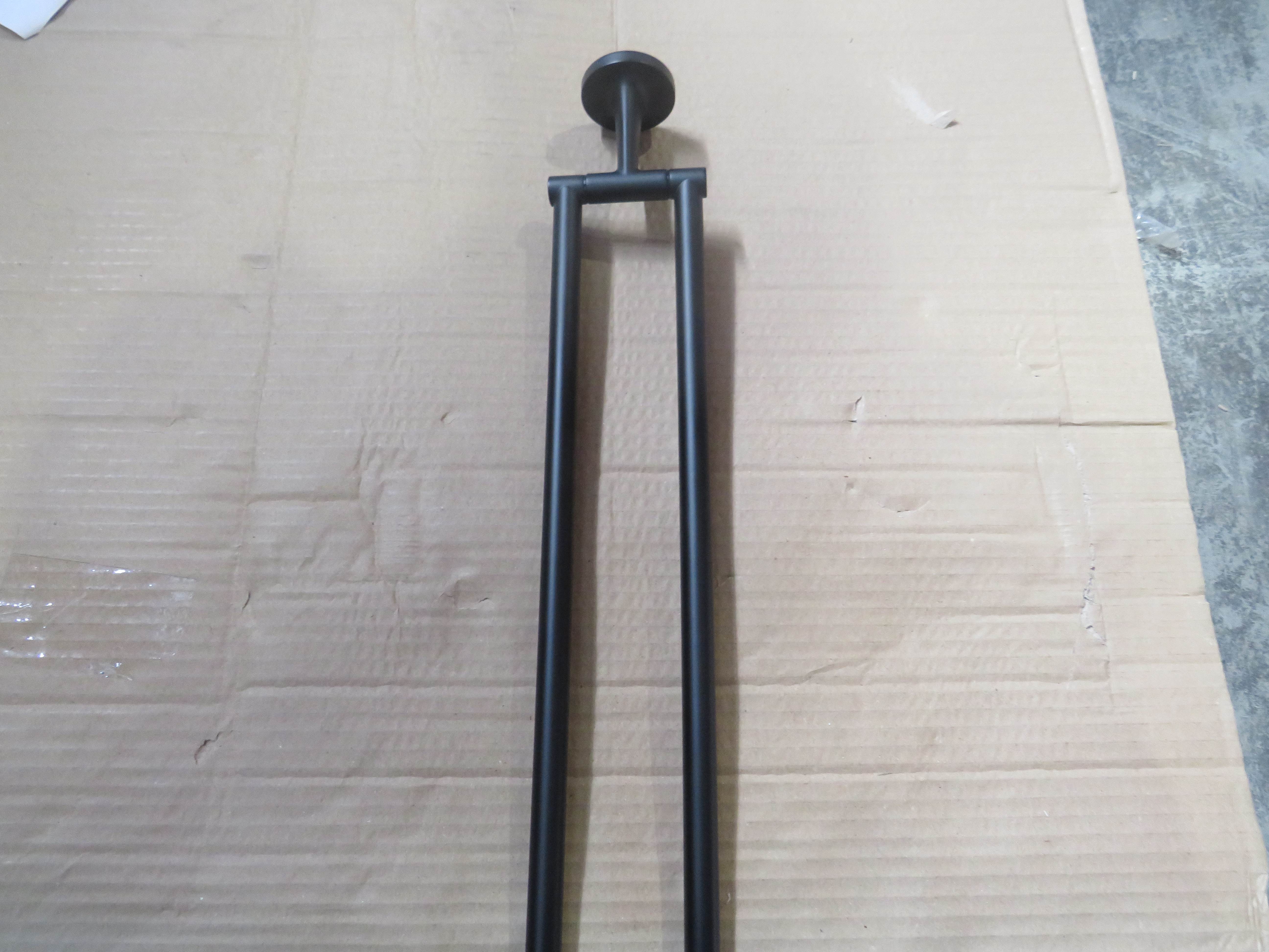 УЦЕНКА, Двойной полотенцедержатель Duravit Starck T  0099414600_УЦ   черный / Изделие с выставки. Потертостей нет. Состояние отличное.