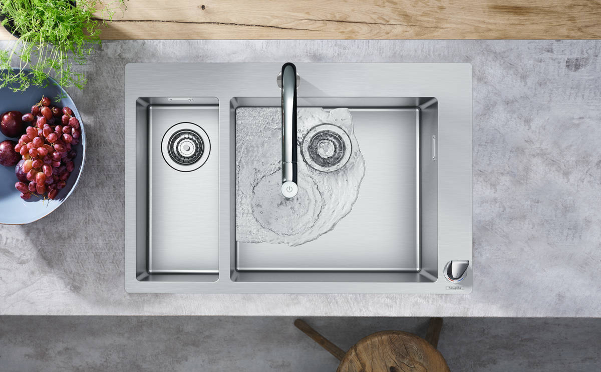 Смеситель для кухни с выдвижным изливом Hansgrohe M71 73804000 Хром