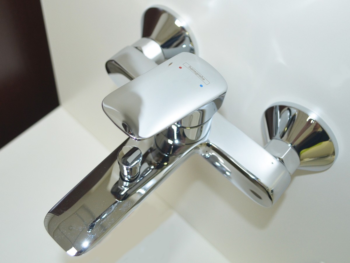 Смеситель для раковины Hansgrohe Logis 71225000 хром