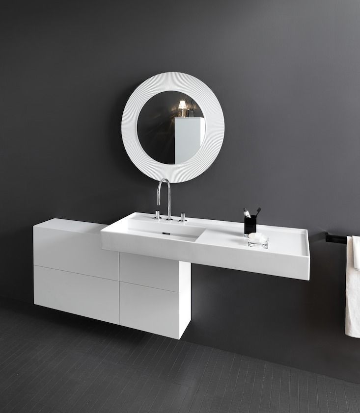 Стакан для зубных щеток Kartell by Laufen   3.8233.0.091.000.1   пластик, цвет плотный черный 
