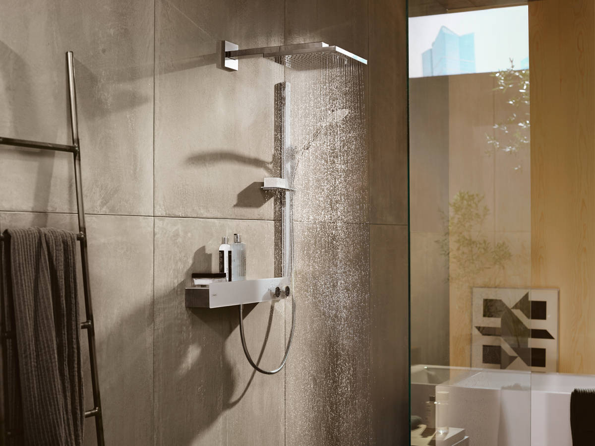 Верхний душ с деражтелем Hansgrohe Raindance E 26238000 Хром