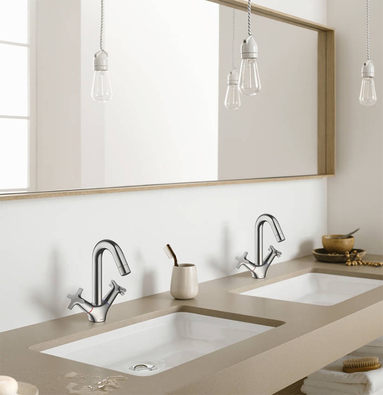 Смеситель Hansgrohe Logis Classic 71285000 для кухонной мойки
