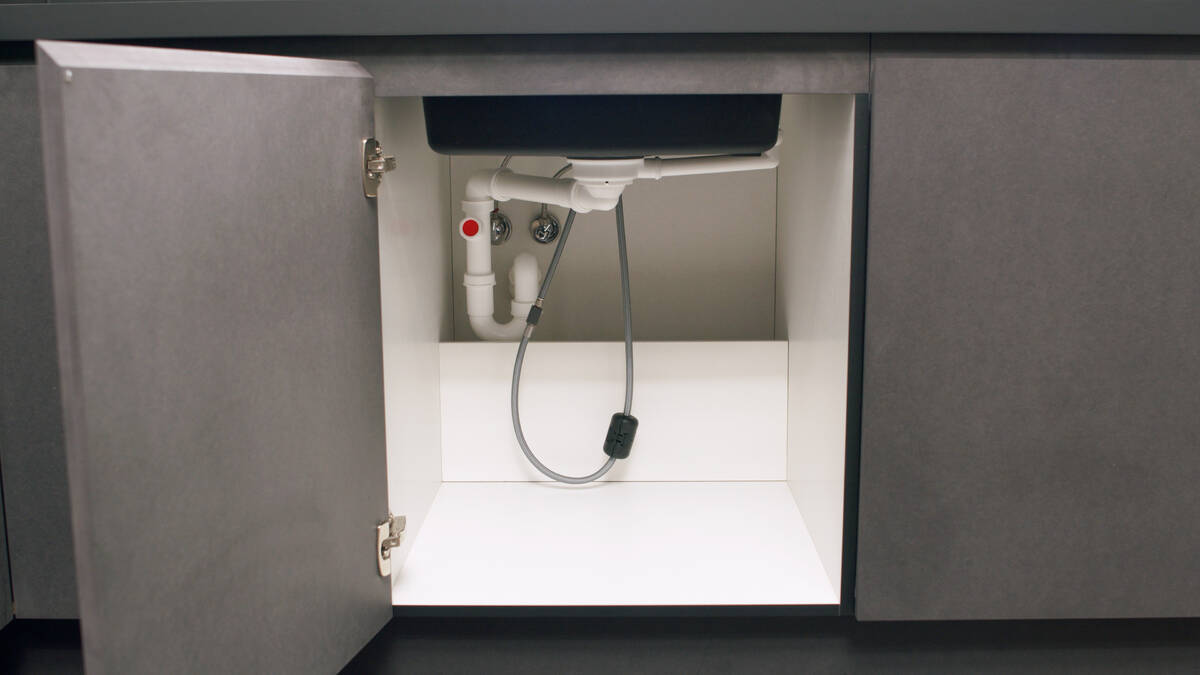 Смеситель однорычажный для кухни с вытяжным душем HANSGROHE ZESIS M33 2 JET 74800000 150 мм, хром