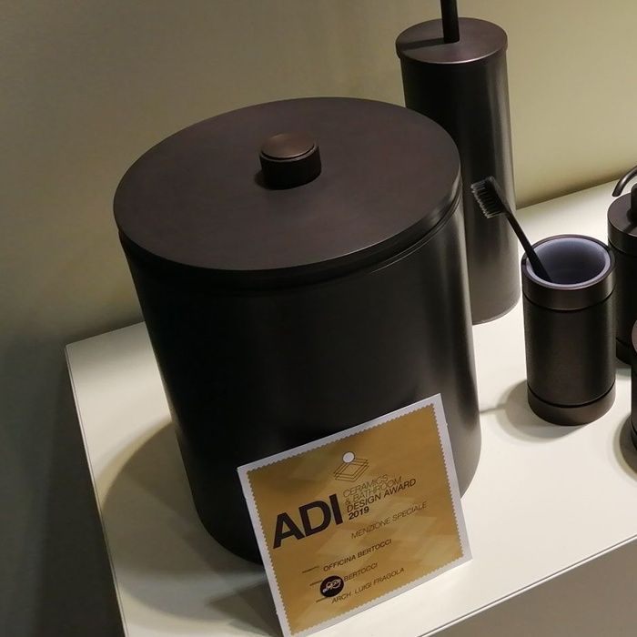 Мусорное ведро OFFICINA 01 127 7525 0800 5 л, чёрное матовое