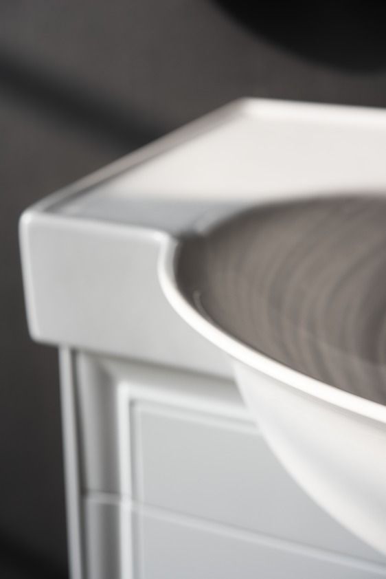 Тумба для раковины  Laufen  The  New Classic   4.0604.2.085.628.1, 78 см, 2 ящика, белый глянцевый лак,  для раковины  8.1385.5