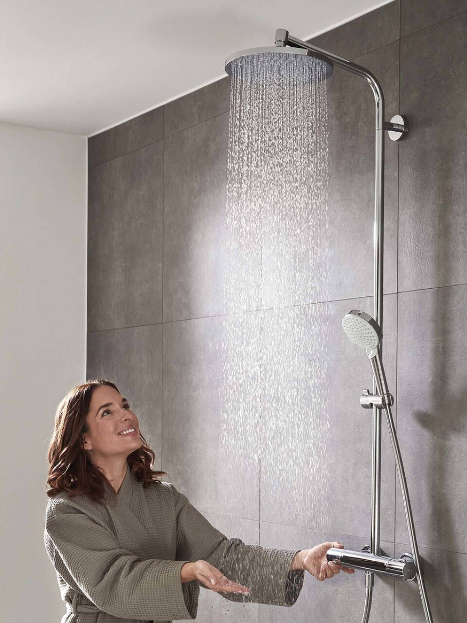 Верхний душ без держателя Hansgrohe Crometta S 240 1jet 26724670 с EcoSmart, цвет Чёрный матовый