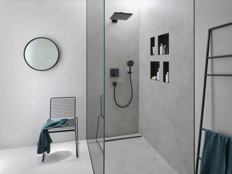 Верхний душ квадратный с настенным держателем HANSGROHE Raindance E 26238140 300, 1jet, цвет Шлифованная бронза