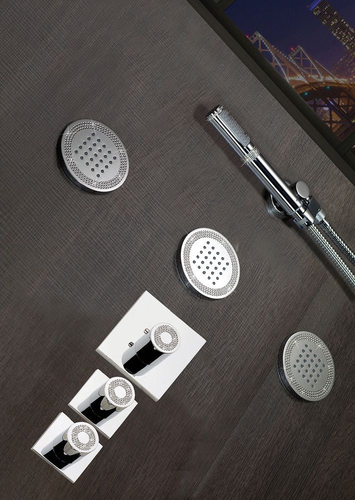 Внешняя часть встраиваемого смесителя HighFlow с термостатом для душа BOSSINI Outlets Z031203.094 с отдельными панелями, круглая ручка, с высокой пропускной способностью, цвет Шлифованный никель