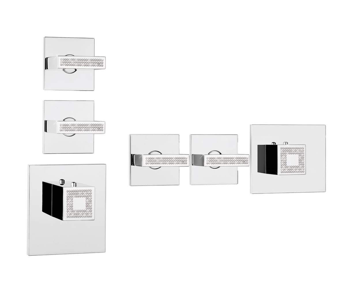 Термостатический смеситель для душа с высокой пропускной способностью Bossini Rectangular Z033203.030 цвет Хром