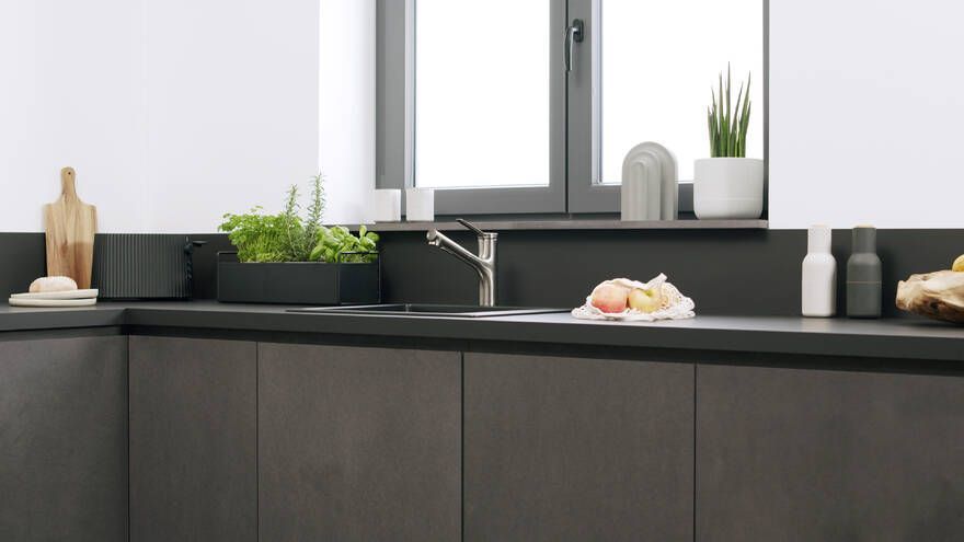 Смеситель однорычажный для кухни с вытяжным душем HANSGROHE ZESIS M33 2 JET 74803800 150 мм, с sBox lite, под сталь