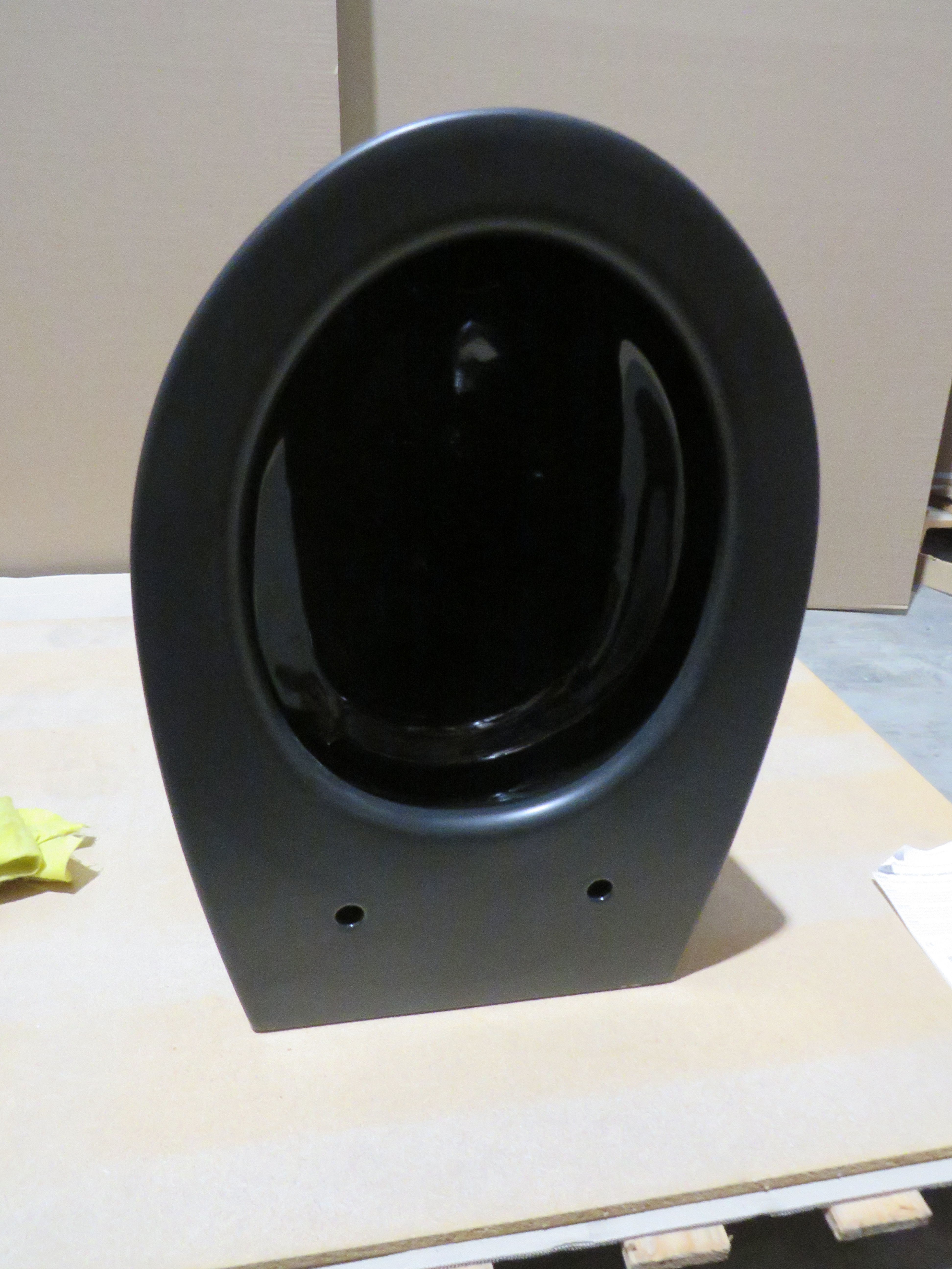 УЦЕНКА, Унитаз подвесной GSI MODO   981626_УЦ/1     Swirlflush, для крепежа FISR2, чёрный матовый Ardesia. /Дефект: небольшой скол керамики и глазури