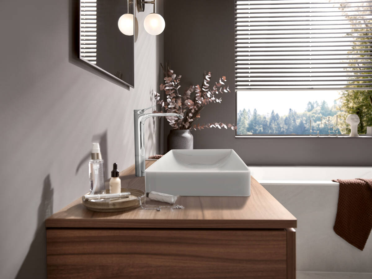 Смеситель для раковины однорычажный HANSGROHE Vivenis 75040000 250 мм, со сливным гарнитуром, хром