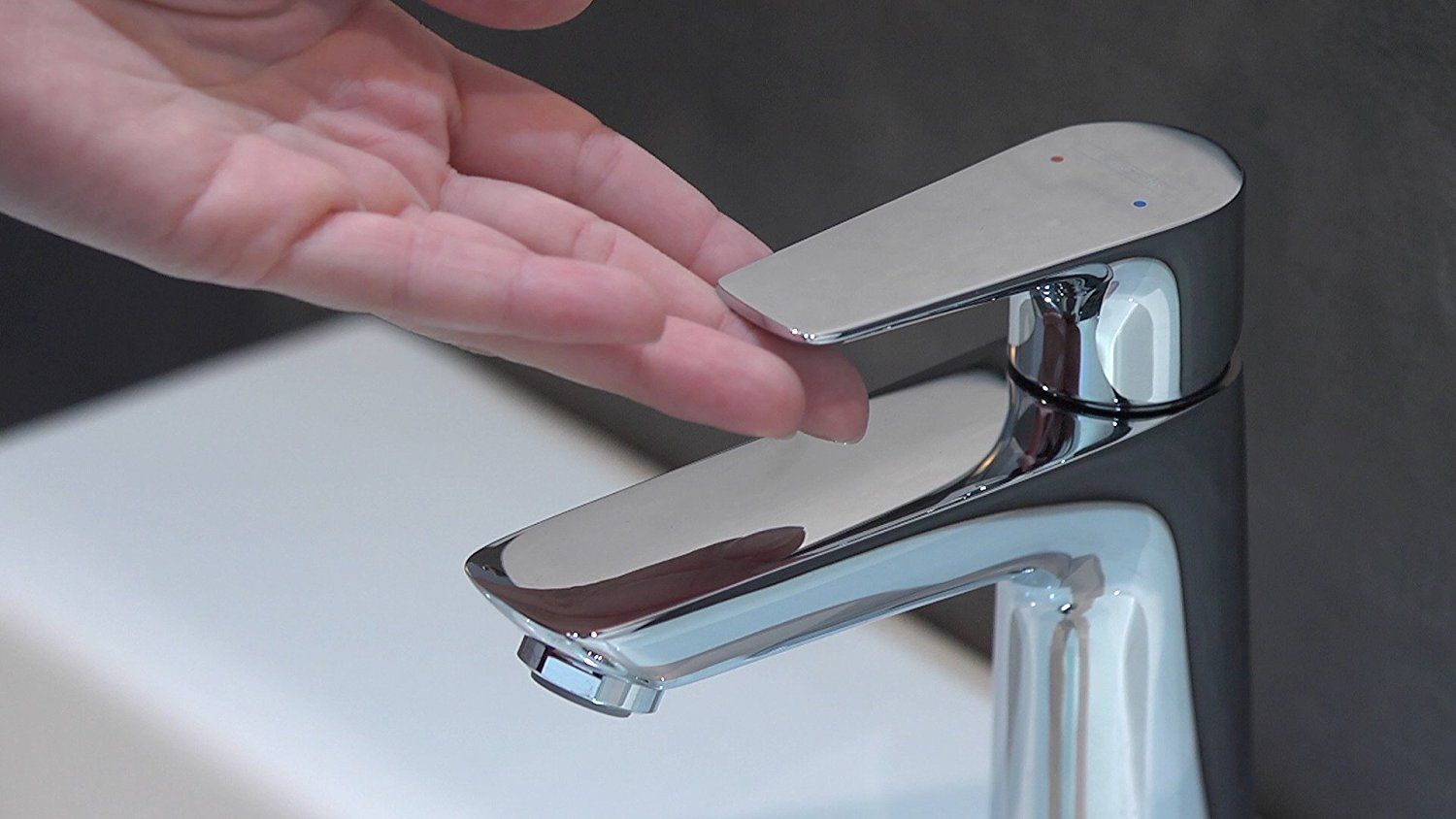 Смеситель для раковины с донным клапаном Hansgrohe Talis E 71700000 Хром