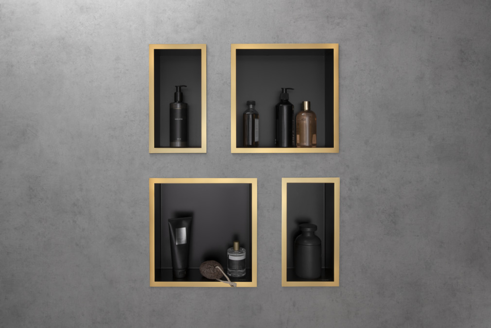 Настенный короб HANSGROHE XtraStoris Individual 56095800 с дизайнерской рамой, 300 мм х 150 мм х 100 мм, матовый чёрный/полированная сталь