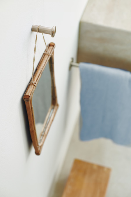 Одинарный крючок AXOR Universal Circular 42811670 Матовый чёрный