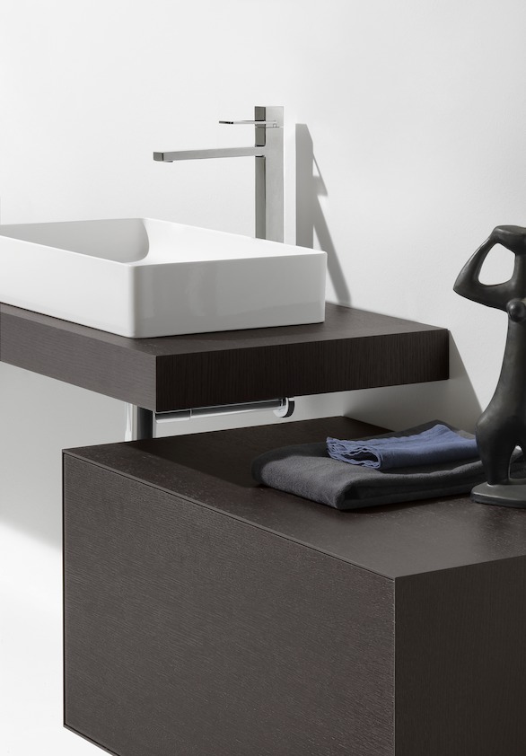 Раковина чаша  накладная Laufen  Living Square  8.1143.4.000.112.1   600 мм SaphirKeramik, без перелива, без площадки под смеситель