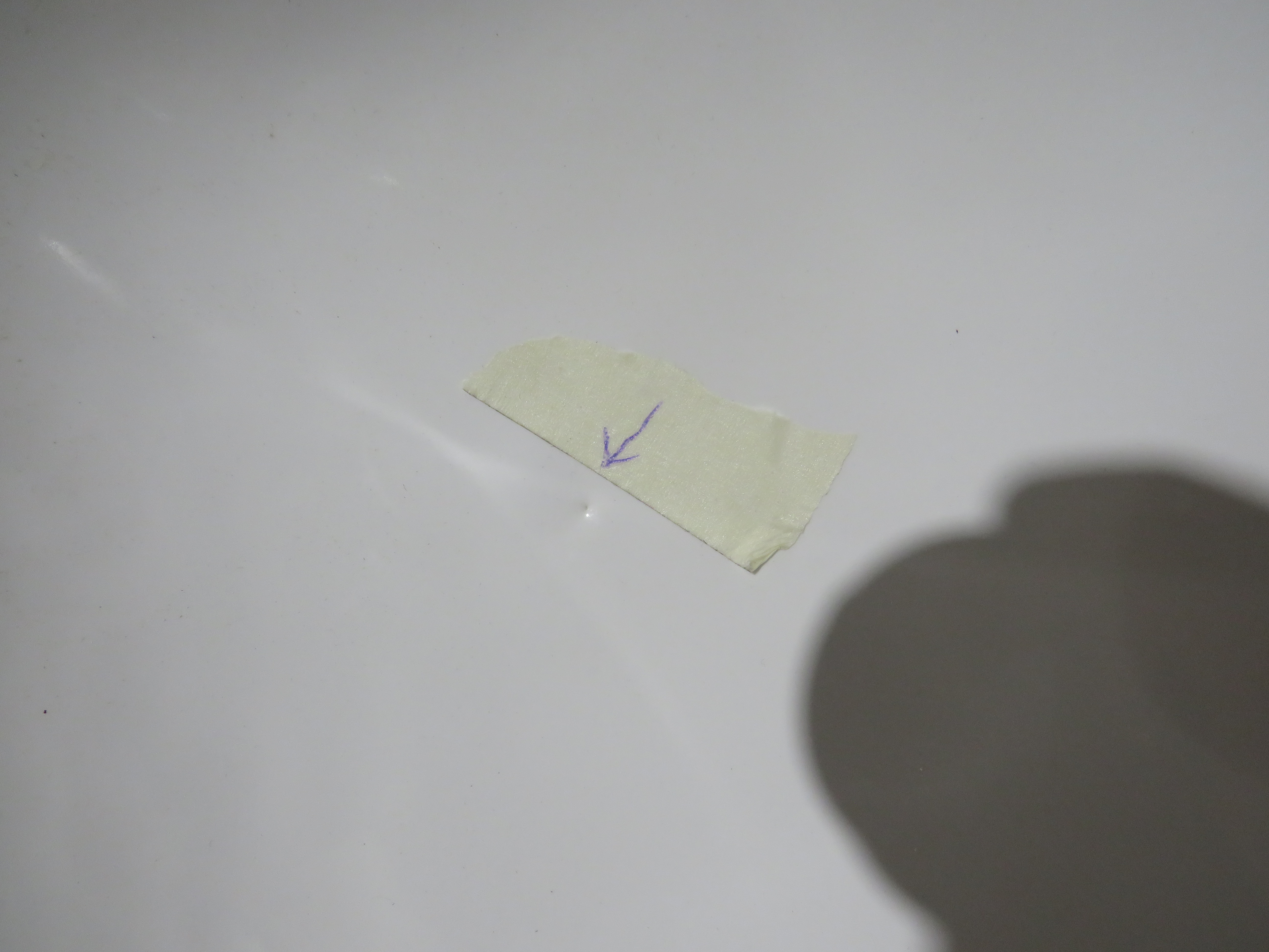 УЦЕНКА. Раковина встраиваемая снизу GSI PURA  724311_УЦ/1    550 х 380 мм, без отверстия для смесителя, с переливом, белый глянцевый. /Дефект: неровность  в виде "раковины"