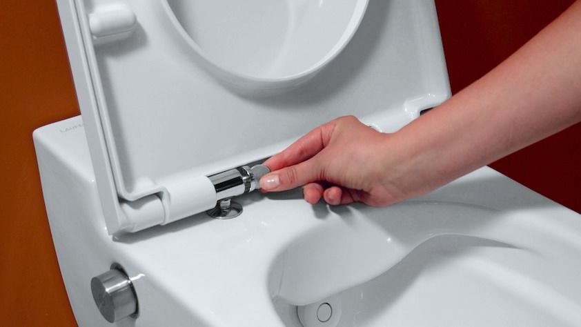 Унитаз-биде подвесной безободковый Laufen Cleanet Navia  8.2060.1.400.717.1  белый, покрытие LCC, внешний подвод воды