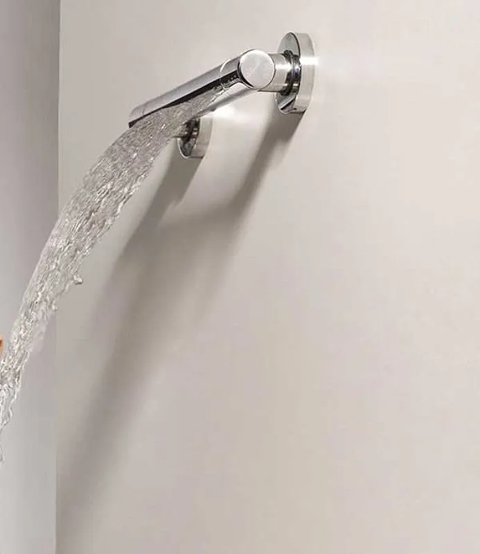 Верхний душ настенный поворотный BOSSINI CASCATA WALL I00271F.030 Хром