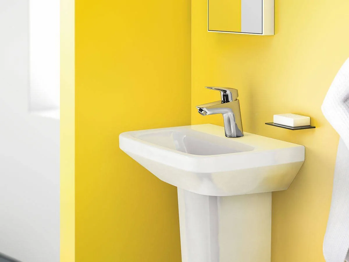Смеситель для раковины Hansgrohe Logis 71078000 LowFlow с донным клапаном хром 