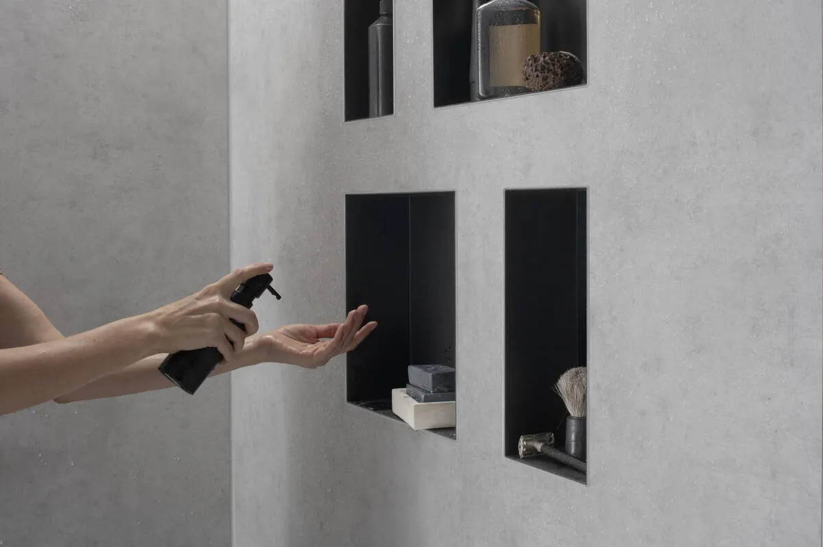 Настенный короб HANSGROHE XtraStoris Minimalistic 56073700 с открытой рамой 300 мм х 300 мм х 100 мм, матовый белый